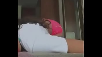 Mi perrita en la cama