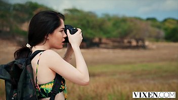 Vixen meeting new people