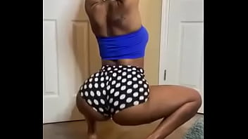 M i tai ass shaking 1