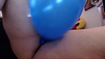 Big wet orgasm for these big balloons inflated together with you