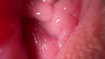 Sweet 18 years old virgin insta godies deep pussy close up views while flicking with 4k camera