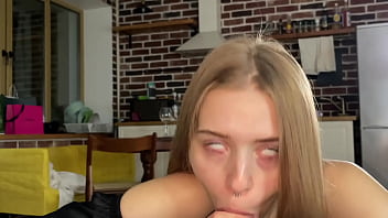 Cutie sucks me off before putting a condom