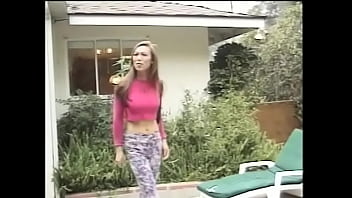 Asian babe gets small shemale's cock and enjoys with dildo