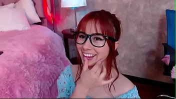 Zoe mefi mamando rico sexo