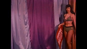 Nonton An Excerpt Of A 1950s B Esque Film thumbnail