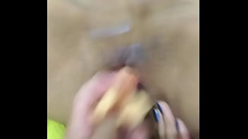 Jade does a nice solo with the toy husband helps