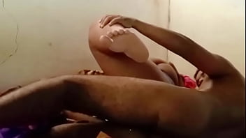 Metendo a rola na xereca fofinha