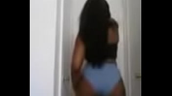 Black girl butt and flash tae