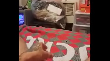 I love mature woman self play