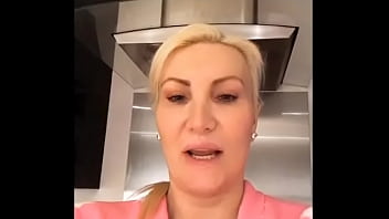 Free cams join ladies in their bedroom