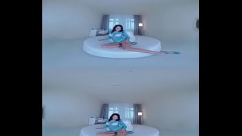 Vibrator brazilian milf's pussy insertion pleasures