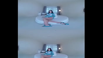 Vibrator brazilian milf's pussy insertion pleasures