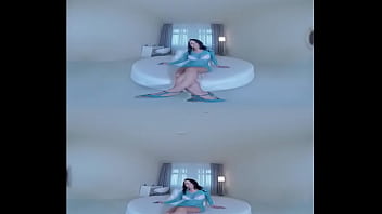 Vibrator brazilian milf's pussy insertion pleasures