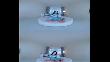 Vibrator brazilian milf's pussy insertion pleasures