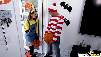 Evelin stone gets a treat