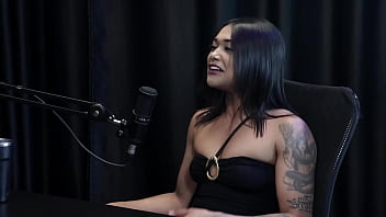 Sua primeira gravação foi um menage se divertiu em uma boate gay e o cliente não pagou pelo programa jordanna gomes japa jô watch sheer red