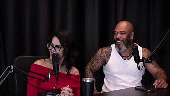 Sua primeira gravação foi um menage se divertiu em uma boate gay e o cliente não pagou pelo programa jordanna gomes japa jô watch sheer red