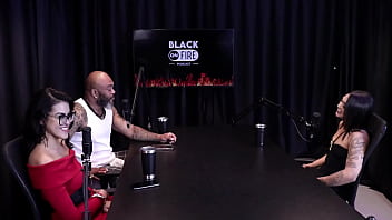 Sua primeira gravação foi um menage se divertiu em uma boate gay e o cliente não pagou pelo programa jordanna gomes japa jô watch sheer red