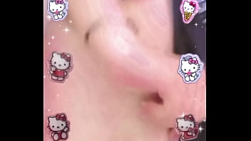 Quién me chupa las tetas