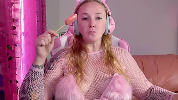 Asmr lollipop eating