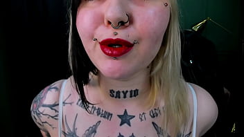 Put and ruin a make up Put and ruin a make up