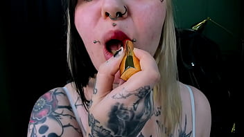 Put and ruin a make up