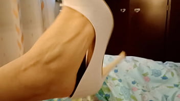 Whiteshoes dangling sex