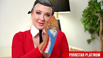 Busty slut ebony mystique gives some oral love to blonde leya falcon