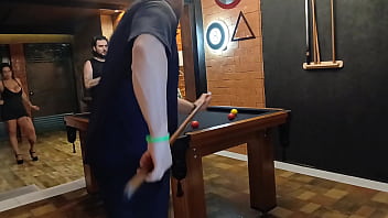 Aposta alta na mesa de sinuca quem perder paga o preço