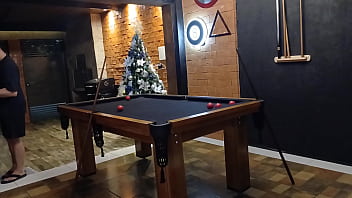 Aposta alta na mesa de sinuca quem perder paga o preço