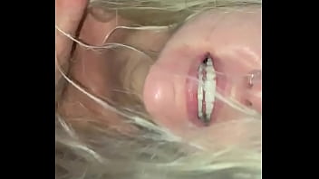 Slut takes on a big cock