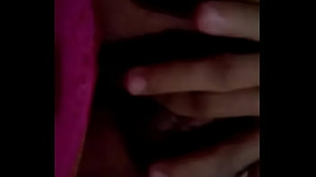 Daniela na siririca deliciosa