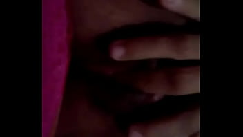 Daniela na siririca deliciosa