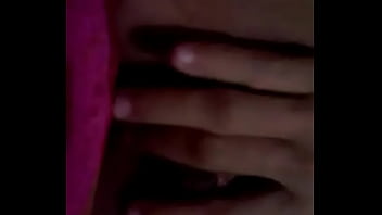 Daniela na siririca deliciosa