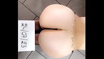 Je suis très coquine que du porno sur mon feed