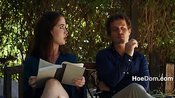 Couple relive their first meet cute & they couldnt even wait till they got home