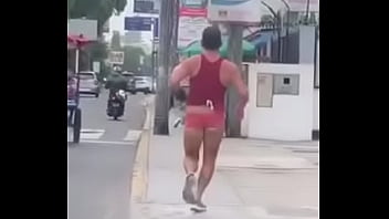 Venezuelan to break the anus