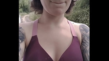 Outdoor exhibition flash boobs