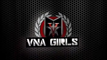 Sara jay got a fast vibrator & long dildo what a hot cam show