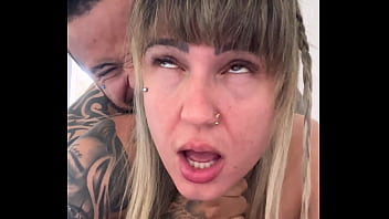 Fui no ginecologista fazer meu papanicolau meu marido corno ficou com tesão em saber que minha buceta foi aberta pelo medico chegou em casa e me fodeu todinha com muito tesão