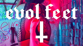 Brat lesbian foot worship