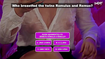 Clara e tocando seus corpos com tesão