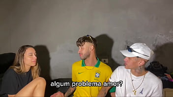 Meu meio irmão me pegou transando com o namorado dele não acredito que ele reagiu assim