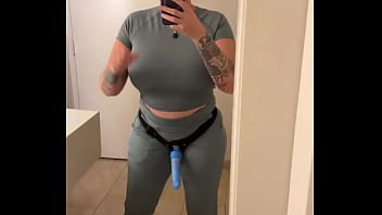 I swear if i had a dick i’d be out of control feel like i got my super hero cape on i’m goofy fuck it