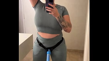 I swear if i had a dick i’d be out of control feel like i got my super hero cape on i’m goofy fuck it