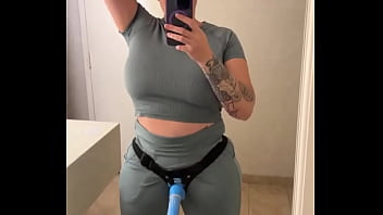 I swear if i had a dick i’d be out of control feel like i got my super hero cape on i’m goofy fuck it