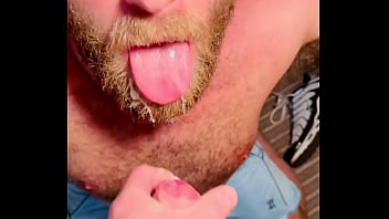 Nonton Stranger Marking His Territory ? thumbnail