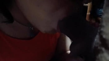 El viaje de su pene desde blando a duro hasta la corrida final