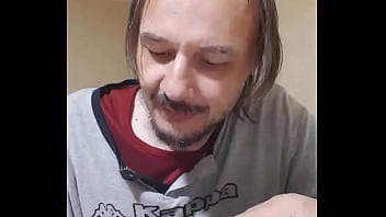 Love 02 03 devi uscire con me