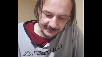 Love 02 03 devi uscire con me